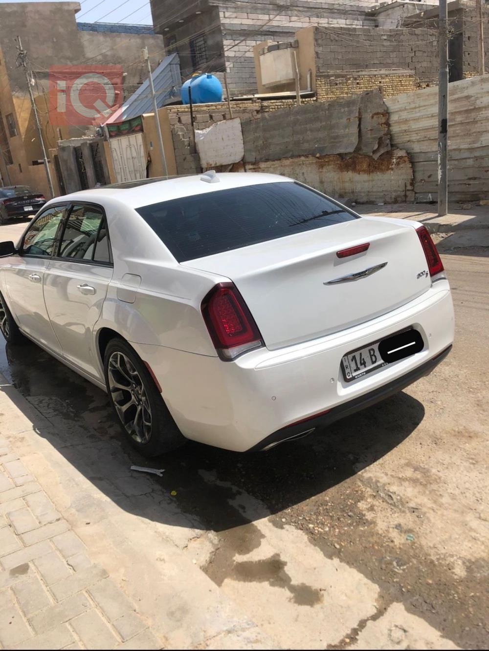 كرايسلر 300